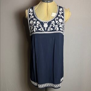 Lucy & Laurel Navy Tank Top with White Floral Embroidery